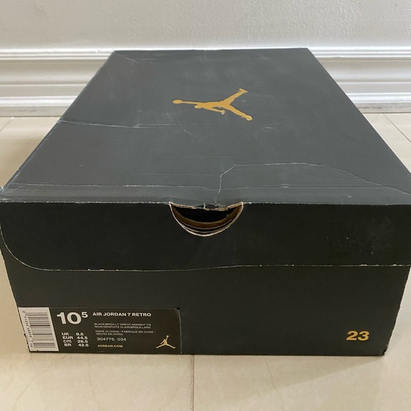 Air Jordon 7 Retro - Picture 3 of 8